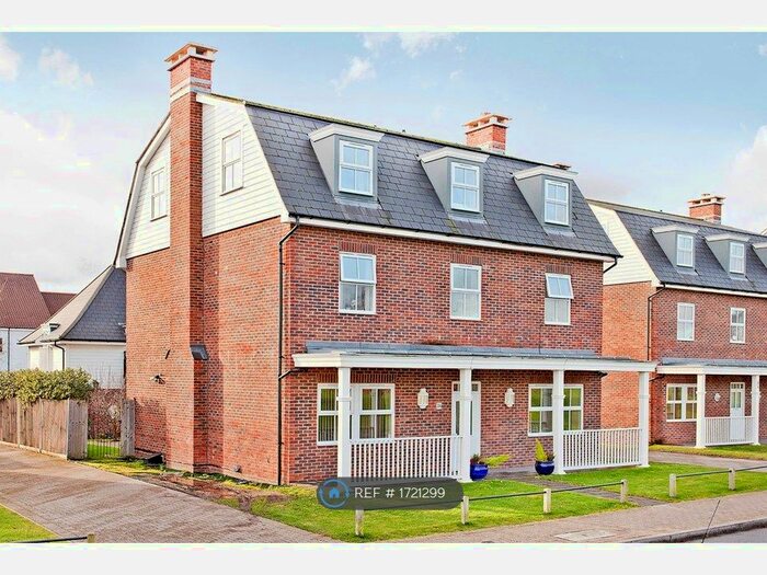 7 Bedroom Detached House To Rent In Sherbrooke Way, Worcester Park, KT4