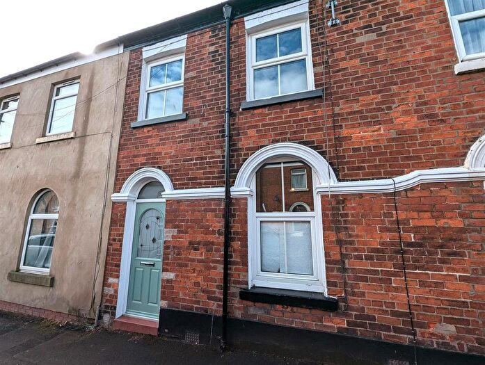 2 Bedroom Terraced House To Rent In Victoria Street, Scarborough, YO12