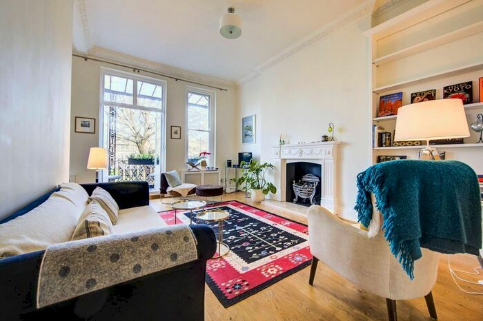 1 Bedroom Flat To Rent In Earl's Court, Earls Court, London, SW5