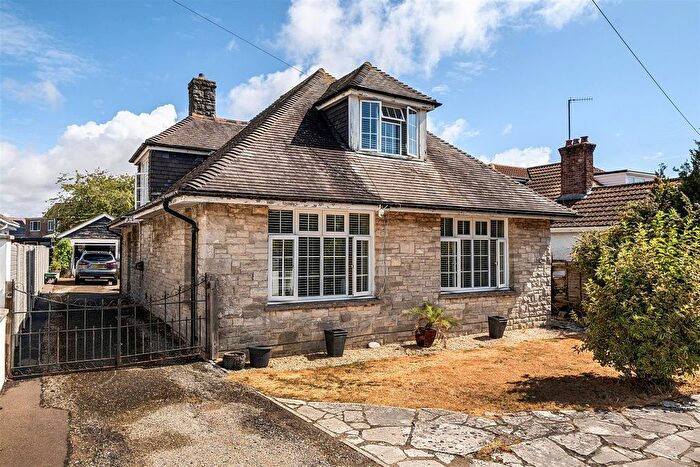 4 Bedroom Property To Rent In Dorchester Road, Weymouth, DT3
