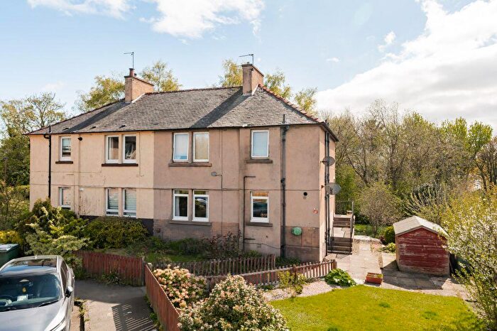 2 Bedroom Flat For Sale In Almondside, Kirkliston, EH29