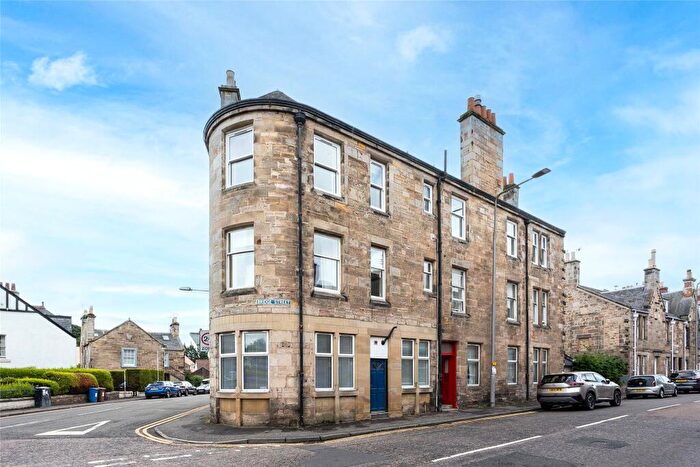 3 Bedroom Apartment For Sale In Bridge Street, St. Andrews, KY16