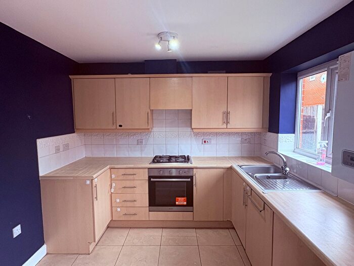 3 Bedroom Property To Rent In Willow Street, Bury, BL9