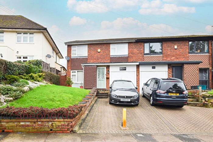 4 Bedroom Semi Detached House For Sale In Dig Dag Hill, West Cheshunt, EN7