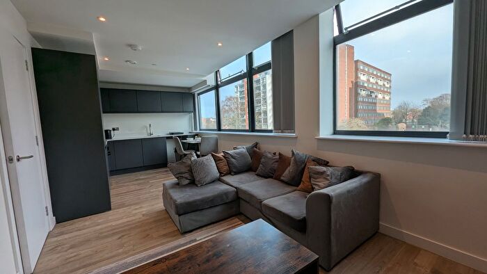 1 Bedroom Flat To Rent In Paragon, Seymour Grove, M16