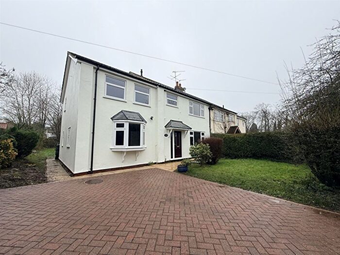 4 Bedroom Detached House To Rent In Cherry Tree Avenue, Newton On Ouse, YO30