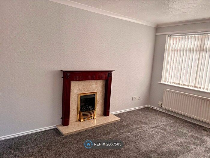 2 Bedroom Semi Detached House To Rent In Thomas Court, Darlington, DL1