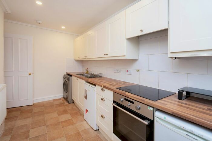 1 Bedroom Flat To Rent In Roseneath Terrace, Edinburgh, EH9