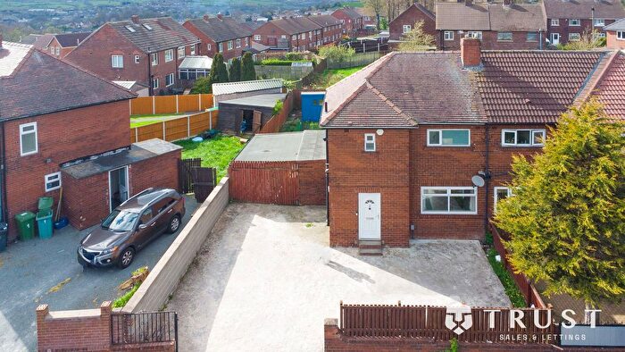 2 Bedroom Semi Detached House For Sale In Bevor Crescent, Heckmondwike, WF16