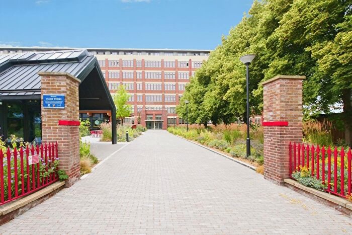 2 Bedroom Flat For Sale In Haxby Road, York, YO31