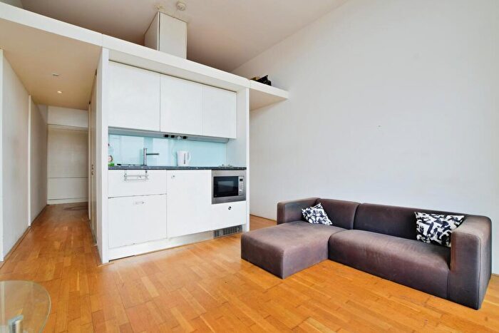 Apartment To Rent In Abito, Greengate, Salford, M3