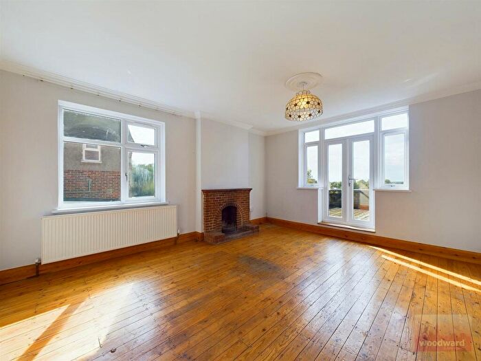 2 Bedroom Flat To Rent In , Lower Road, Harrow, HA2