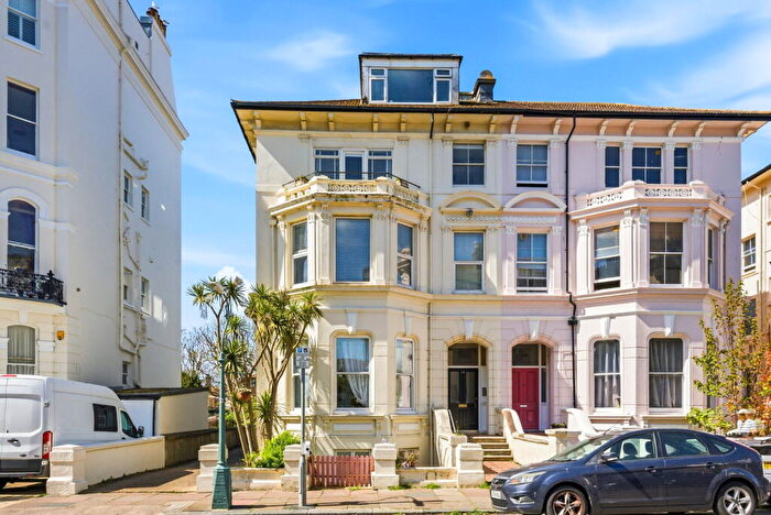1 Bedroom Flat For Sale In St. Aubyns, Hove, BN3
