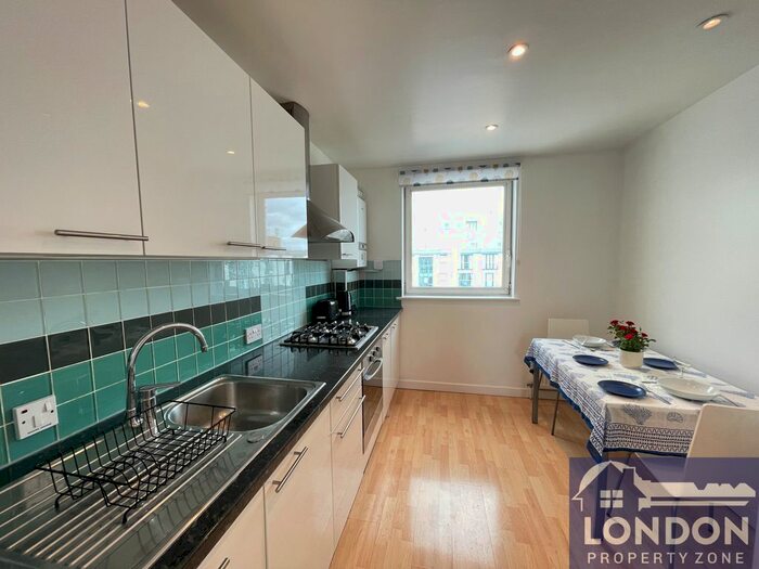 1 Bedroom Flat To Rent In Warwick Road, Earls Court, London, W14