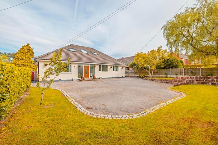 5 Bedroom Detached House For Sale In Buggen Lane, Neston, Cheshire, CH64