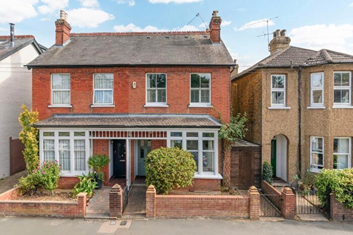 3 Bedroom Semi Detached House For Sale In Churchfield Road, Walton-on-Thames, KT12