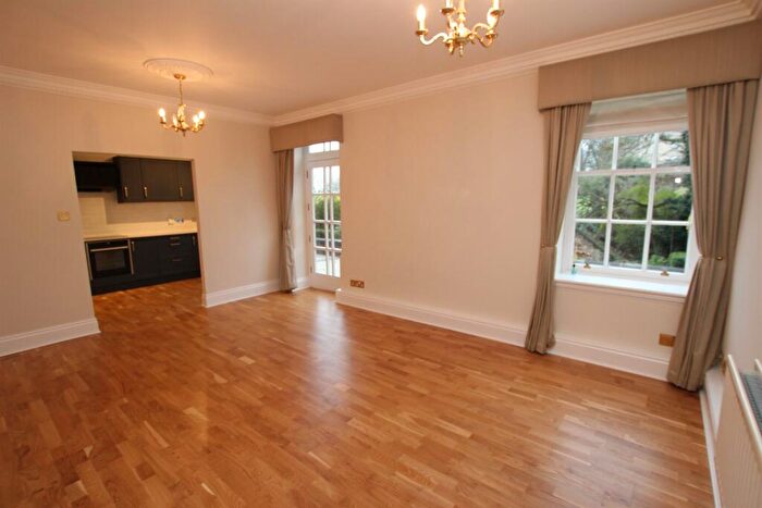 2 Bedroom Apartment To Rent In Royal Standard House, NG1
