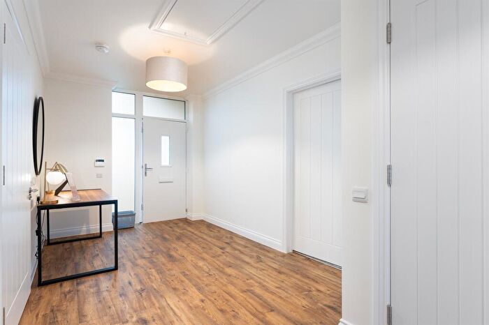 1 Bedroom Detached Bungalow For Sale In Burnham Waters, Waters Avenue, Burnham-On-Crouch, CM0