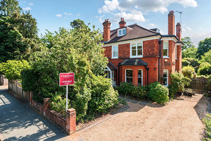 5 Bedroom Semi-Detached House For Sale In St. Marys Road, Weybridge, KT13