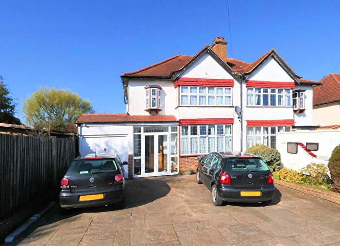 3 Bedroom Semi Detached House For Sale In Midholm Road, Shirley, CR0