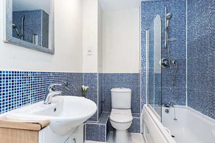 2 Bedroom Apartment To Rent In Centrium, Station Approach, GU22