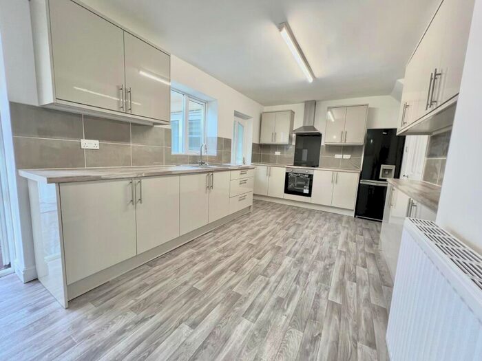 3 Bedroom Terraced House To Rent In Florence Road, Tipton, DY4