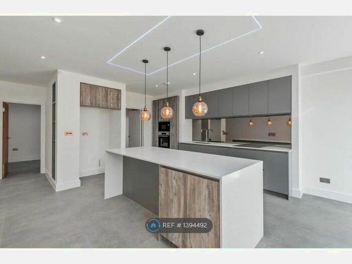 4 Bedroom Semi-Detached House To Rent In Parkfield Road, Ickenham, Uxbridge, UB10