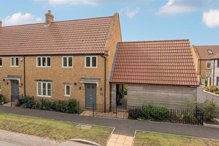 3 Bedroom End Of Terrace House For Sale In Merriott Road, Hinton St. George, TA17