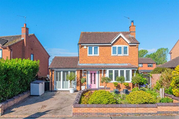 3 Bedroom Detached House For Sale In Stanier Road, Corby, NN17