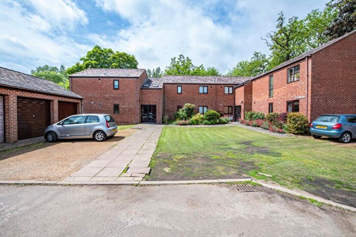 1 Bedroom Apartment For Sale In Mill Stream Court, Wolvercote, OX2