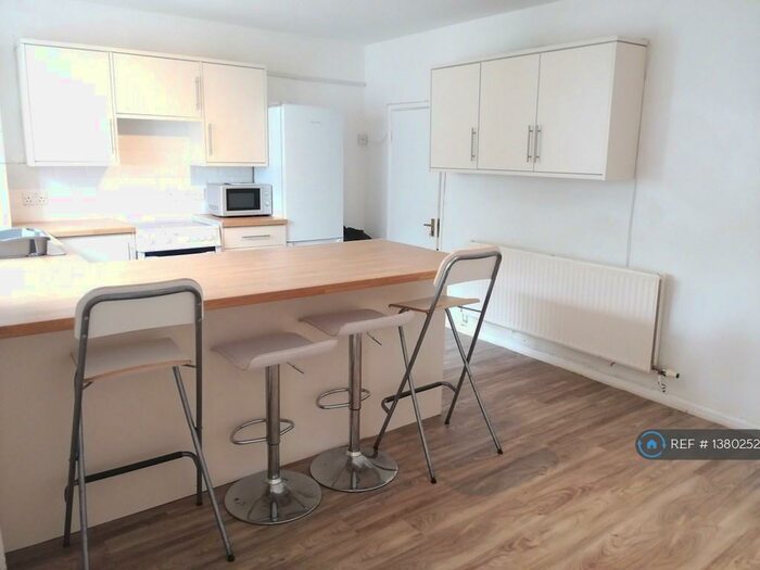 4 Bedroom Terraced House To Rent In Hanover Street, Cheltenham, GL50