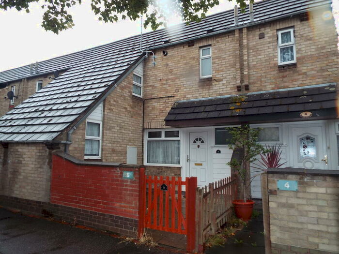 3 Bedroom House To Rent In Pitsea, Basildon, SS13