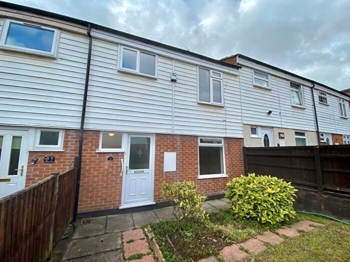 3 Bedroom House To Rent In Lymington Gardens, Nottingham, NG3