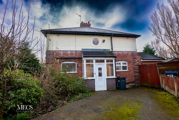 3 Bedroom Semi-Detached House To Rent In Tennal Road, Birmingham, West Midlands B32