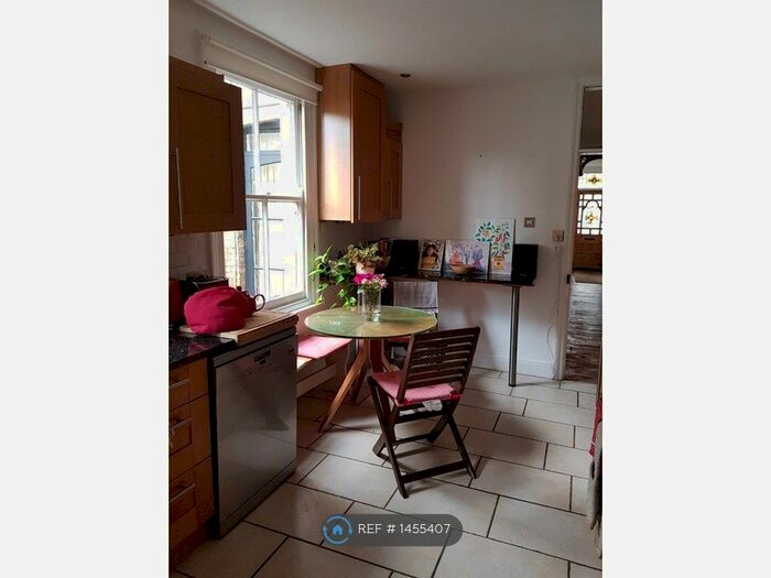 3 Bedroom Terraced House To Rent In Wood Street, Norwich, NR1