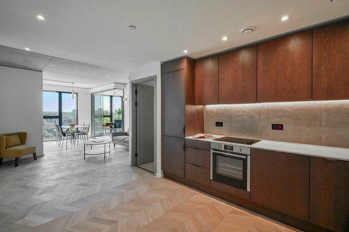 2 Bedroom Apartment To Rent In A Spinners Way, Manchester, M15