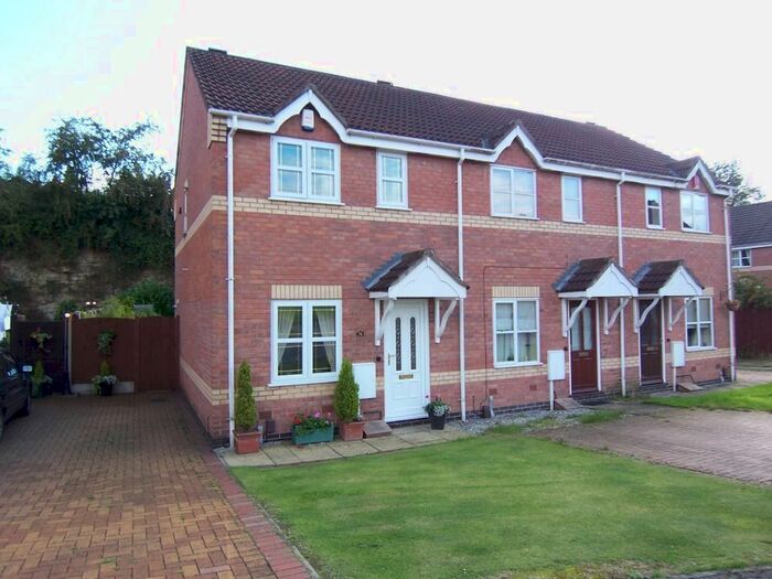 2 Bedroom Town House To Rent In Shawcroft, Sutton-In-Ashfield NG17