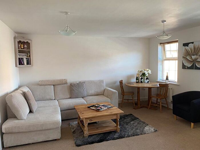 2 Bedroom Flat To Rent In Outfield Close, Great Oakley, Corby, NN18