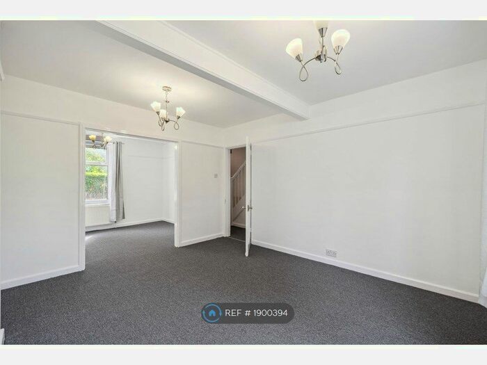 3 Bedroom Terraced House To Rent In St. Helier Avenue, Morden, SM4