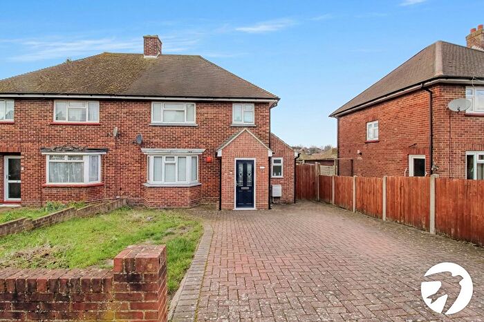 3 Bedroom Semi Detached House To Rent In St. Dunstans Drive, Gravesend, Kent, DA12