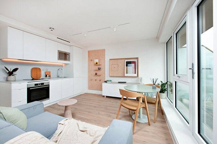 Studio To Rent In Walnut Tree Close, Guildford, Surrey, GU1