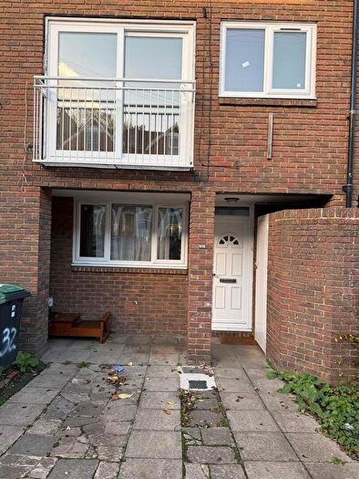 4 Bedroom Property To Rent In Daleview Rd, London, N15