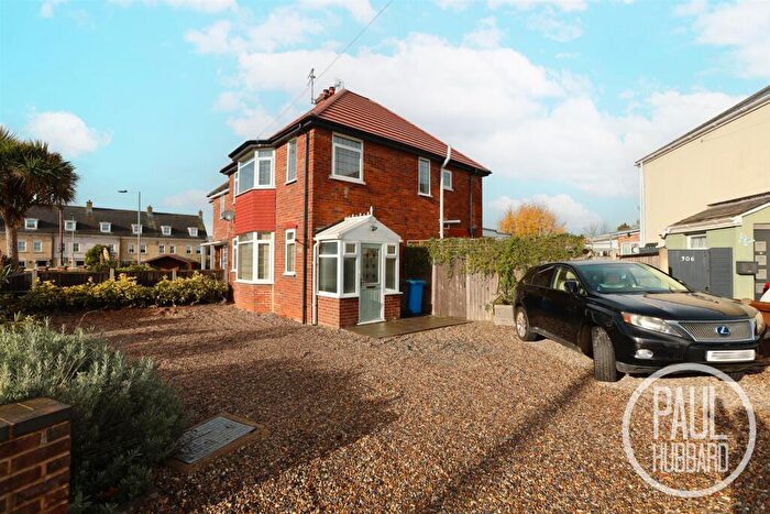4 Bedroom House For Sale In Normanston Drive, Oulton Broad, NR32