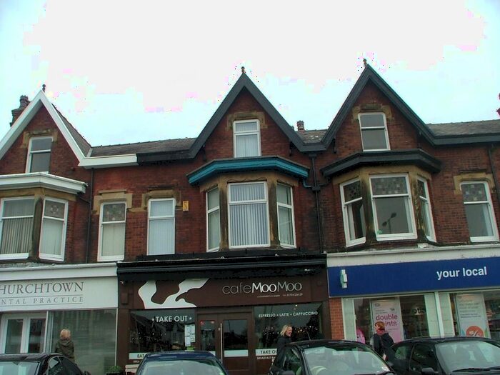 2 Bedroom Flat To Rent In Cambridge Road, Southport, PR9