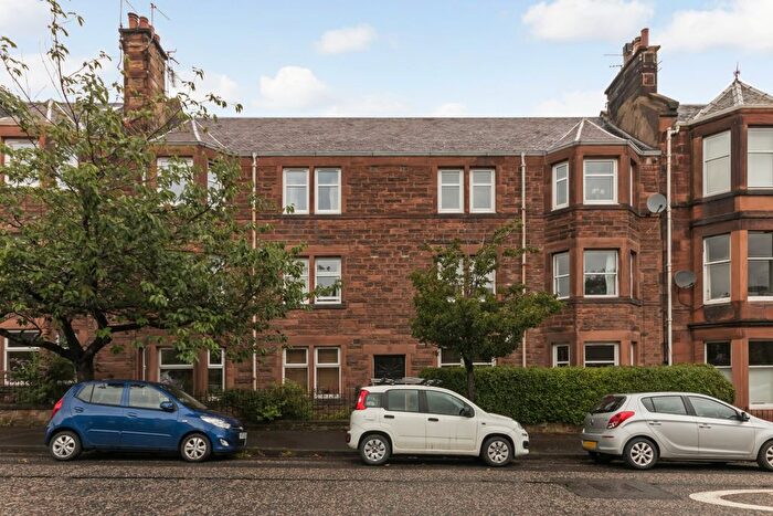 3 Bedroom Flat To Rent In West Savile Terrace, Newington, Edinburgh, EH9