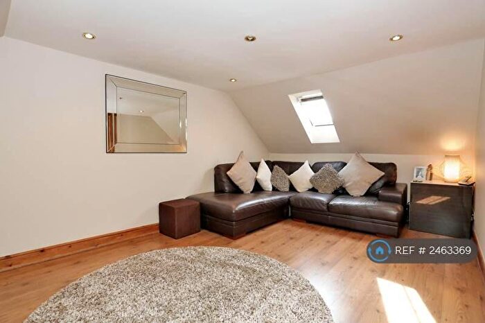 1 Bedroom Flat To Rent In Union Street, Aberdeen, AB11