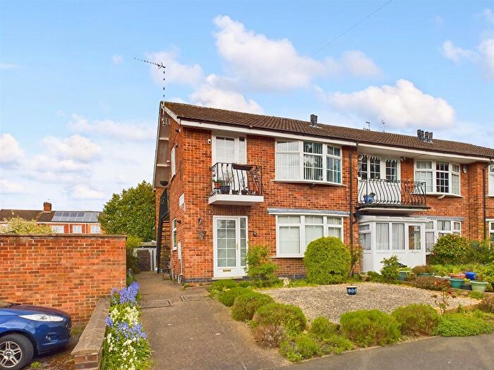 2 Bedroom Maisonette To Rent In Worcester Court, Woodside Drive, Arnold, Nottingham, NG5