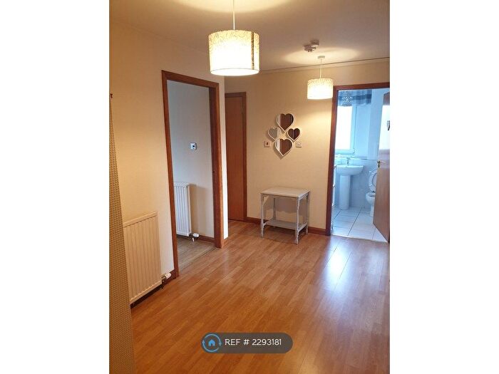 2 Bedroom Flat To Rent In Ashgrove Road, Aberdeen, AB25