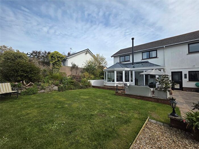 4 Bedroom Detached House For Sale In Glenview Avenue, Pembroke Dock, Pembrokeshire, SA72