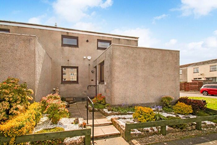 3 Bedroom End Of Terrace House For Sale In Law Road, Dunfermline, Fife, KY11